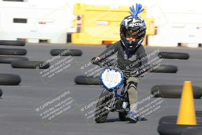 media/Nov-06-2022-SoCal Trackdays (Sun) [[208d2ccc26]]/Around the Pits/